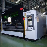Glorystar pour découpeuse laser CNC 3000W pour acier avec refroidissement par eau, contrôle automatique et numérique, système Cypcut pour tôles