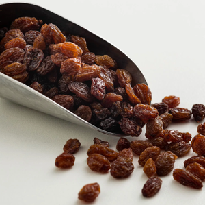High Quality Organic Sultana Raisins Factory Bulk Dried Grapes Rich Flavor Sweet Snack Fruit Best Price <b>for</b> Sale - Product Image 2