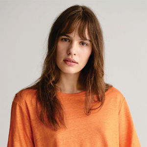 T-shirt en lin décontracté pour femme-Léger, durable et parfait pour un usage quotidien et des tenues élégantes" - Product Image 4