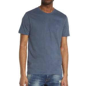 เสื้อยืดคอกลมสีดำขั้นพื้นฐานมีลายพิมพ์ - Product Image 2