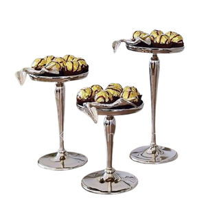 Juego de 3 soportes para pasteles de diseño de forma redonda chapados en oro, soporte para pasteles de lujo de 1 2 3 niveles de calidad exclusiva de Metal de aluminio - Product Image 6