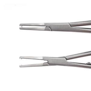 Pinzas Quirúrgicas Profesionales de Acero Inoxidable de Alta Calidad con Mordazas Serradas y Mango Ergonómico con Acción de Resorte - Product Image 3