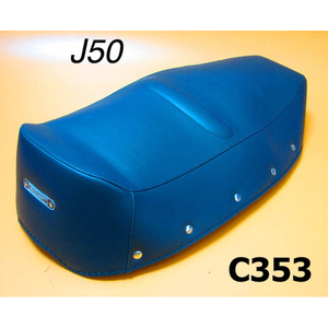 Funda de asiento azul para Lambretta J50 de mediados de 1966 a 1968 - Product Image 2