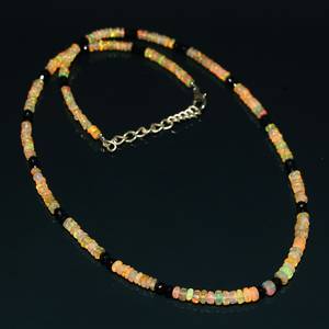 Collar Infantil de Plata de Ley Chapado en Plata con Cuentas de Ópalo Etíope Natural y Espinela Negra - Product Image 4