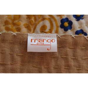 Manta de Cama Kantha Hecha a Mano con Diseño Paisley, 100% Algodón, para Camas Queen y King, de Mango Gifts - Product Image 2