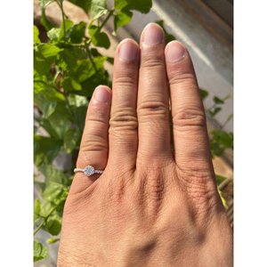 18K Gold Diamond <b>Cluster</b> Ring Elegant and Luxurious Jewelry - Product Image 6