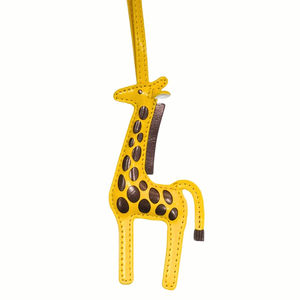 Charms de sac en cuir PU forme 3D animal personnalisé en usine OEM - Product Image 2