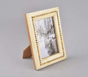 Incrustation de bois finition royale avec incrustation d'os Cadre photo élégant avec illustration indienne Cadre photo de qualité supérieure pour les maisons classiques - Product Image 1