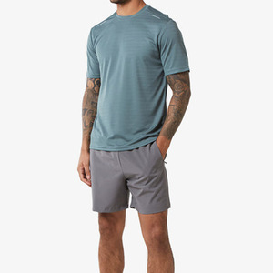 Personalizar Logo diseñador blanco de gran tamaño Casual transpirable poliéster/algodón camiseta pantalones cortos conjunto de verano para hombres - Product Image 2