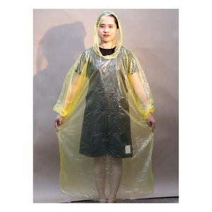 Chubasqueros desechables temporales de PE, ropa impermeable de precio barato para una sola persona de alta calidad con logotipo y embalaje personalizados - Product Image 1