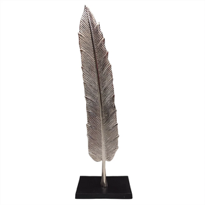 Escultura de metal con nudo infinito de la mejor apariencia en acabado plateado para escultura de nudo abstracto es la pieza de acento contemporáneo perfecta - Product Image 3