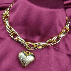 Magnifique collier en forme de cœur de haute qualité, ton or, uniquement pour mariage et soirée, collection décontractée pour femmes et filles - Product Image 1