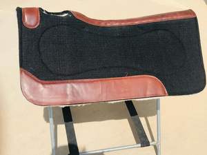 Almohadilla de Fieltro de Lana de Alta Calidad para Silla de Montar, Diseño Clásico Western, Duradera y Cómoda para Equitación, Color Personalizable, Venta al por Mayor a Granel - Product Image 2