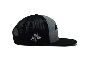 Casquette Trucker Personnalisée en Gros avec Patch, Casquette en Maille Heather, Bande Imprimée Intérieure, Logo Latéral, Visière Inférieure Contrastante, Casquette Snapback - Product Image 3