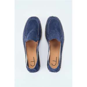 Alpargata cerrada con cuña baja - Product Image 4