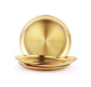 Assiettes de présentation rondes en métal doré à prix promotionnels pour la maison, les hôtels, les fêtes, les dîners et le service de table - Product Image 4