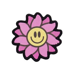 Parches Bordados Personalizados de Fábrica, Parches Deportivos Bordados para Coser en Prendas, Tela con Forma de Corazón y Flor para Sombreros - Product Image 3