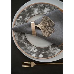 Ronds de serviette classiques en acier inoxydable avec gravures traditionnelles et adaptés à la décoration de salle à manger sur le thème du vintage - Product Image 4