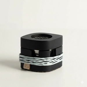 Support en bois Fouz Mobkhar avec beau design noir et ficelle enveloppé de couleur mate pour la saison du Ramadan fabriqué dans un matériau de haute qualité - Product Image 1