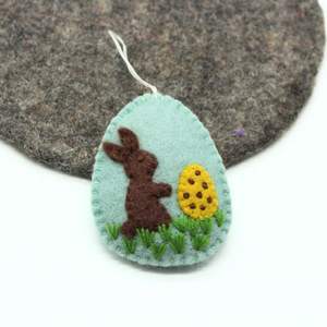 Huevo de Pascua hecho a mano de fieltro, huevo de Pascua de fieltro de lana, huevo de Pascua de fieltro de tamaño personalizado, huevo de Pascua de fieltro hecho a mano 100% lana - Product Image 1