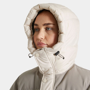 Parka de plumón de escape para mujer OEM Daisy personalizada de alta calidad con Capucha ajustable, chaqueta acolchada de burbuja e Invierno para mujer - Product Image 2