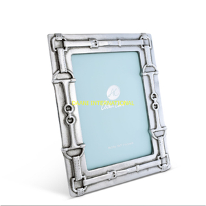 Cadre Photo Texture Crocodile Argent Cadre Photo Rectangulaire Moderne avec Motif En Relief Unique pour Bureau à Domicile et Utilisation de Cadeau - Product Image 6