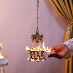 โคมไฟน้ำมันอินเดียทองเหลืองสีทองทำด้วยมือคุณภาพสูง deepam Jyoti Diya ของวัด pooja บทความตกแต่งเทศกาล Diwali - Product Image 3