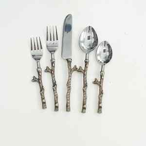 Ensemble de couverts en acier inoxydable au design moderne, durable, résistant à la rouille, pour les repas quotidiens et les occasions spéciales, acier miroir - Product Image 6