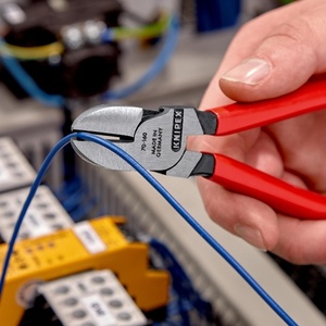 คีมตัดด้านข้างหัวขัดเงา KNIPEX 160 มม. พร้อมเคลือบพลาสติกสำหรับงานประดิษฐ์ - Product Image 6