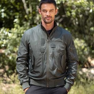 Chaqueta Cortavientos Impermeable y Transpirable de Invierno para Hombre, Estilo Moderno, Ecológica y Antibacteriana de Boomletcorp - Product Image 1