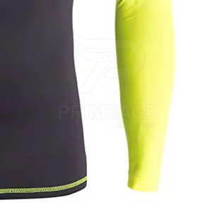 เสื้อคอมเพรสชั่นผู้ชายทรงสลิมฟิต น้ำหนักเบา สีพื้น คุณภาพสูง สำหรับออกกำลังกาย - Product Image 4