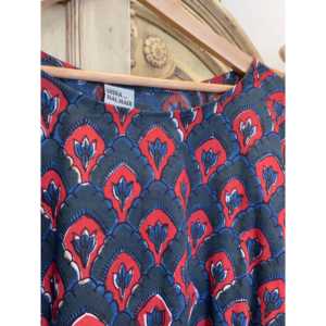 Haut Ajrakh grande taille avec motif BIG FANS en tissu mousseline de viscose - Product Image 2