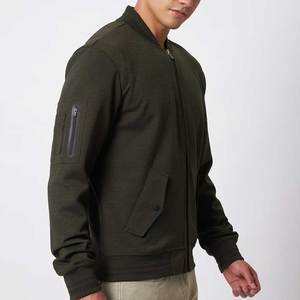 Chaqueta Acolchada de Invierno con Capucha de Poliéster/Algodón, Servicio OEM de Alta Calidad, Precio de Fábrica, Ropa Urbana para Hombre - Product Image 3