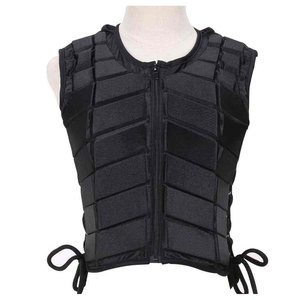 Gilet d'équitation extensible et confortable avec coupe épurée et ajustement fiable - Product Image 1