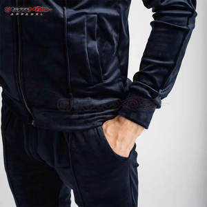 ชุดวอร์มผ้ากำมะหยี่แบบพรีเมี่ยมสำหรับผู้ชายเสื้อแขนยาวและกางเกงวิ่งออกกำลังกายแบบมีเชือกรูดแฟชั่นผู้ชายชุดวอร์มผ้ากำมะหยี่ - Product Image 3