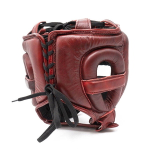 Protector de Cabeza de Cuero de Alta Calidad para Boxeo, MMA y Artes Marciales, Protección Mejorada, Diseño Transpirable y Ajustable, Construcción Duradera - Product Image 3