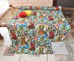 Couettes kantha sur mesure pour la maison et les hôtels disponibles dans une large gamme de modèles également dans une variété de couleurs. - Product Image 4