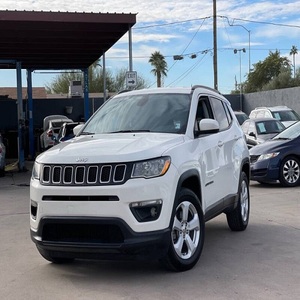 (F&H) Jeep Compass Latitude 4dr SUV Usado del 2018 - Product Image 1