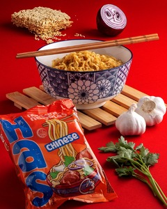 Fideos Chinos HAS 70g, Bloque Instantáneo de Harina de Trigo Frita, Listos en 3 Minutos, 18% de Grasa, Certificación HACCP/HALAL - Product Image 2