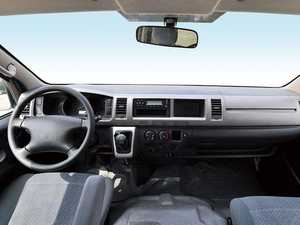 Nouvel Autobus Électrique de Luxe Chinois Jiulong EA4 avec 12 Sièges, Autonomie de 601-700 km, Moteur de 200-250 kW - Product Image 2