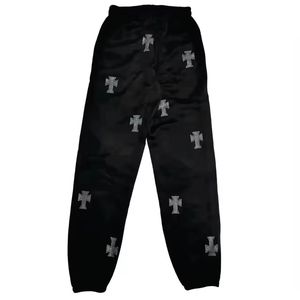 ชุดเซ็ตเสื้อฮู้ดดี้และกางเกงวอร์มทรงบานผ้าฝ้าย 100% ซักย้อมสีแบบแอซิด สำหรับฤดูหนาว  งานปักลายสไตล์สตรีทแวร์ ประดับคริสตัล สำหรับผู้ชาย - Product Image 3