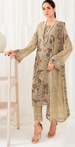 Venta al por mayor Faux Georgette con bordado pesado Diamante Traje de trabajo con parte inferior con red de mariposa Dupatta para las mujeres - Product Image 4