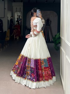 Lehenga Choli de Rayón con Bordado Gamthi, Venta Caliente, Fabricante y Proveedor de Moda Femenina - Product Image 4