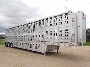 Remorque pour bétail avec composants d'engrenage et de moteur pour tracteur à vendre - Product Image 3