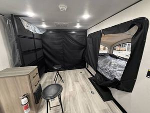 TOP Véhicule d'occasion 2026 K-e-y-s-t-o-n-e C-o-l-e-m-a-n 1-3-T à vendre - Product Image 2