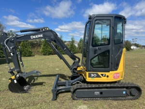 Miniexcavadora John 30 P con Capacidad de Cucharón de 4m, Componentes Hidráulicos Kawasaki, Alta Eficiencia, Compatible con Kubota, Modelo 2024 - Product Image 6