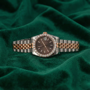 Montre de luxe PJ VVS Moissanite Iced, bracelet en acier inoxydable bicolore, mouvement automatique à quartz, verre saphir, cadran marron - Product Image 1