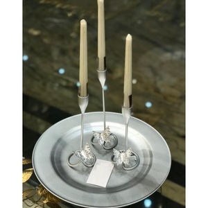 Candelabro decorativo con diseño de mariposa elegante, candelabro plateado de Metal de primera calidad para suministros de restaurante de Hotel - Product Image 1