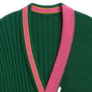 Cardigan d'hiver personnalisé pour hommes et femmes, design universitaire et scolaire, sororité - Product Image 2