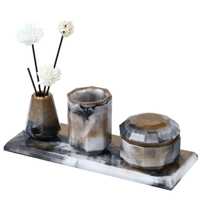 Proveedor al por mayor Conjunto de baño de resina Artículo de decoración Artesanía Último conjunto de baño de diseño multicolor - Product Image 1